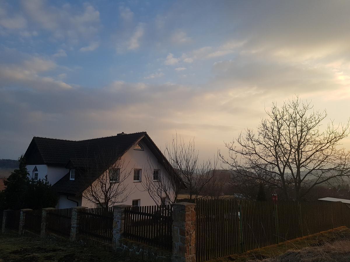 Vila Na Skalce เชสกา คาเมนิเซอ ภายนอก รูปภาพ